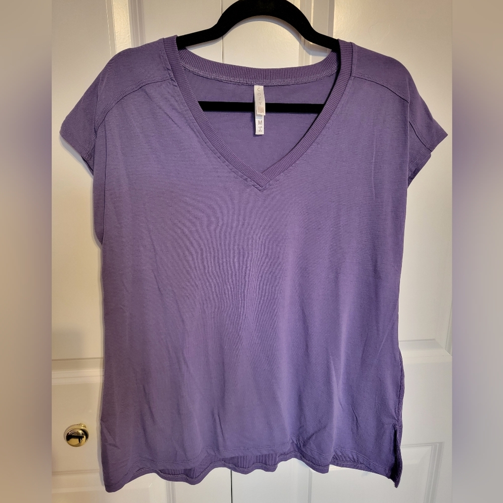 Cute Casual Purple Top NWOT